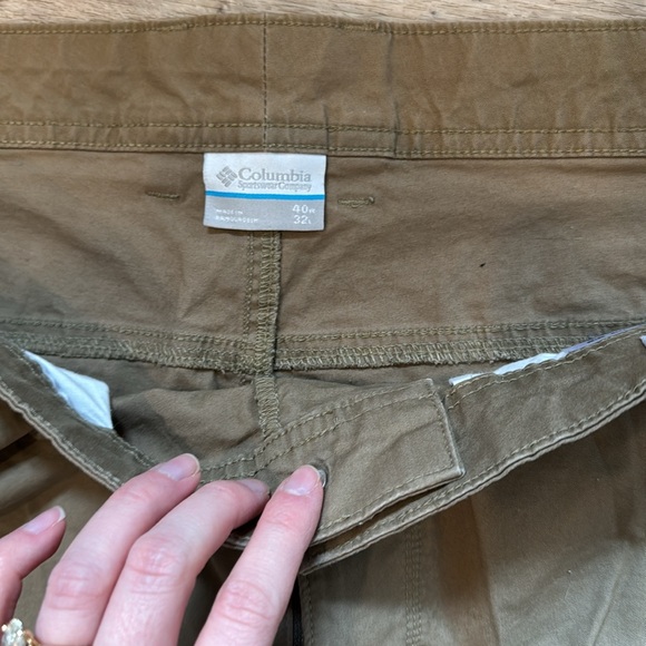Men’s khaki. Columbia - Picture 2 of 2